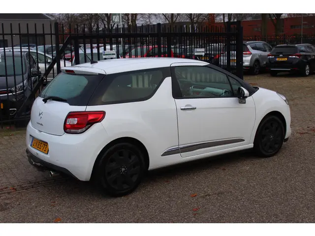 Citroën DS3 1.2 VTi Chic 2013 Benzine 7