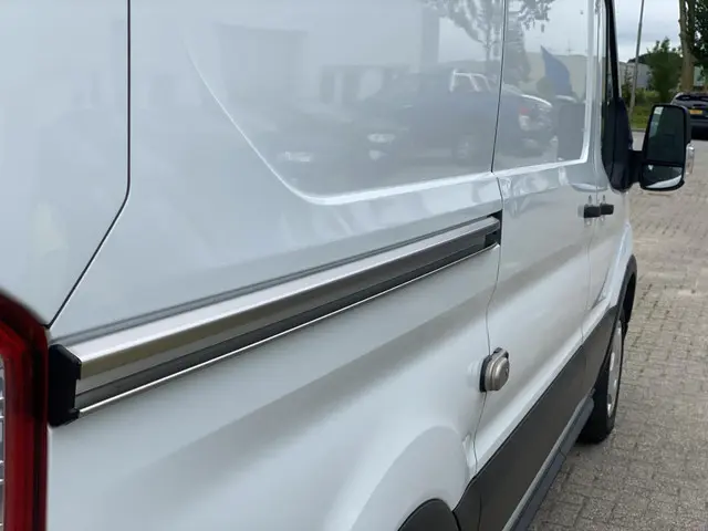 Ford Transit 310 2.0 TDCI L2H2 Trend 2024 Diesel 18