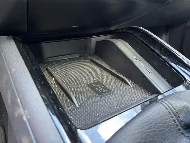 Škoda Kamiq 1.0 TSI 110pk Monte Carlo 2022 Benzine 14