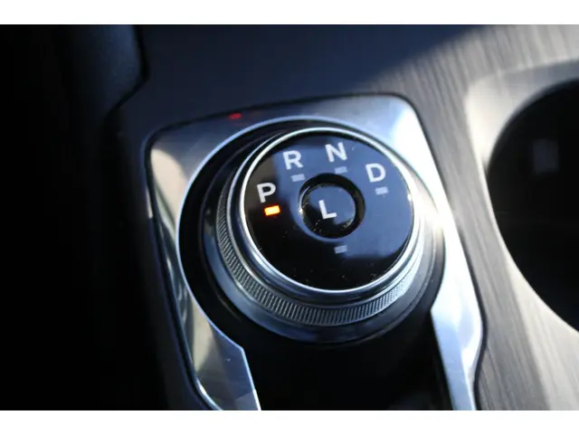 Ford Kuga 2.5 PHEV ST-Line X 2022 Hybride Benzine 25