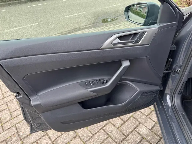 Volkswagen Polo 1.0 TSI Comfortline 2019 Benzine 11