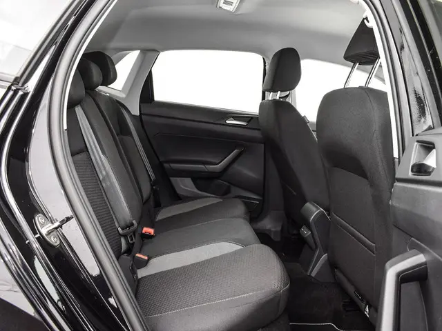 Volkswagen Polo 1.0TSI/95PK Life 2023 Benzine 10