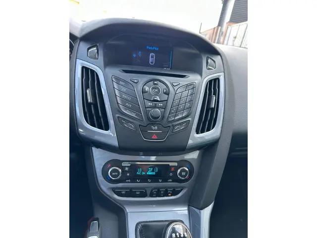 Ford Focus 1.6 EcoBoost Lease Titanium 2012 Benzine 14