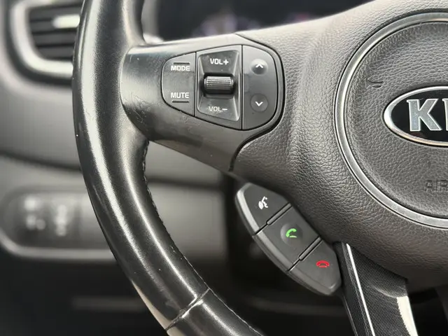 Kia Carens 1.6 GDi Business Pack 2014 Benzine 14