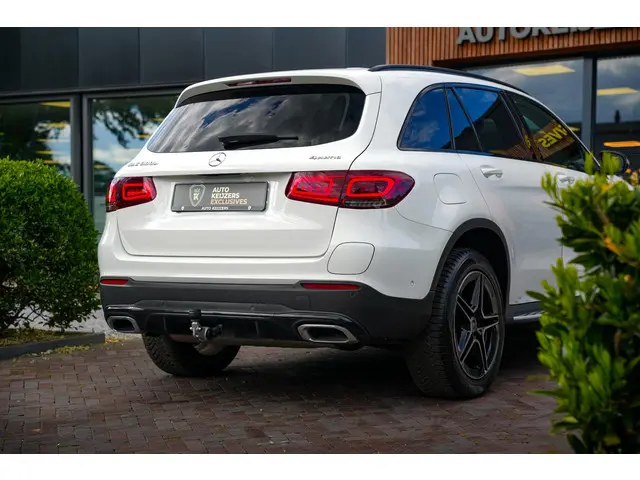 Mercedes-Benz GLC 300e 4MATIC 2022 Hybride Benzine 11