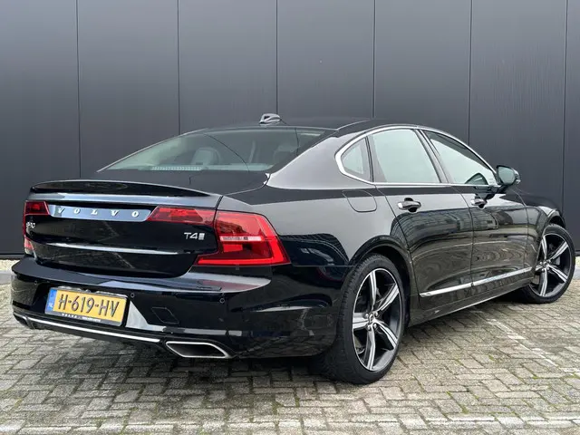 Volvo S90 2.0 T4 Inscription 2020 Benzine 6