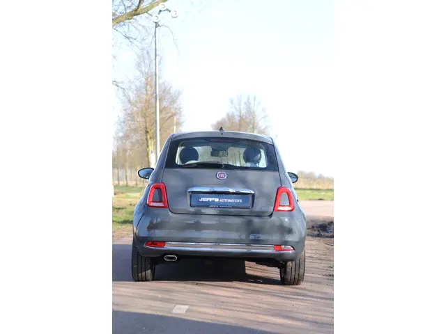 Fiat 500 1.0 Hybrid Rockstar 2021 Benzine 14