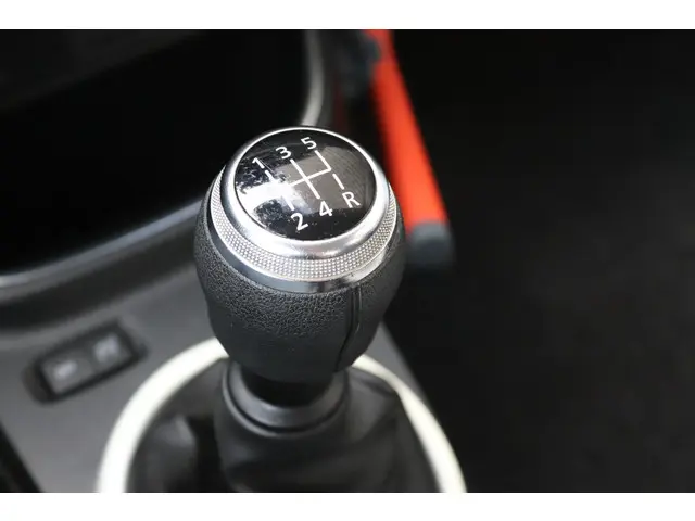 Renault Twingo 1.0 SCe 75 Collection 2020 Benzine 28