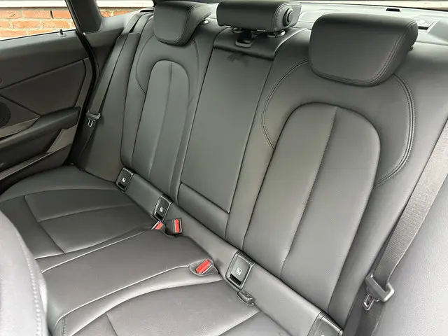 BMW 2 Serie Gran Coupé 218i M-Sport 2023 Benzine 18