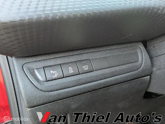 Peugeot 2008 1.2 PureTech Allure 2017 Benzine 17