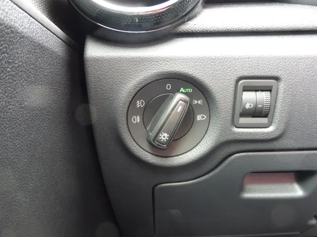 Škoda Fabia 1.0 TSI Business Edition 2023 Benzine 28