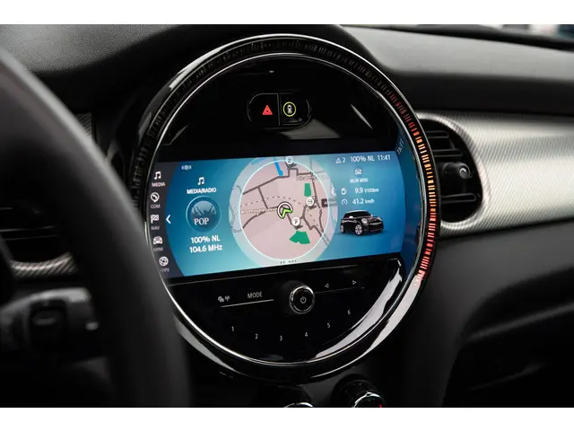 MINI Cooper S 2.0 Resolute Edition 2023 Benzine 25