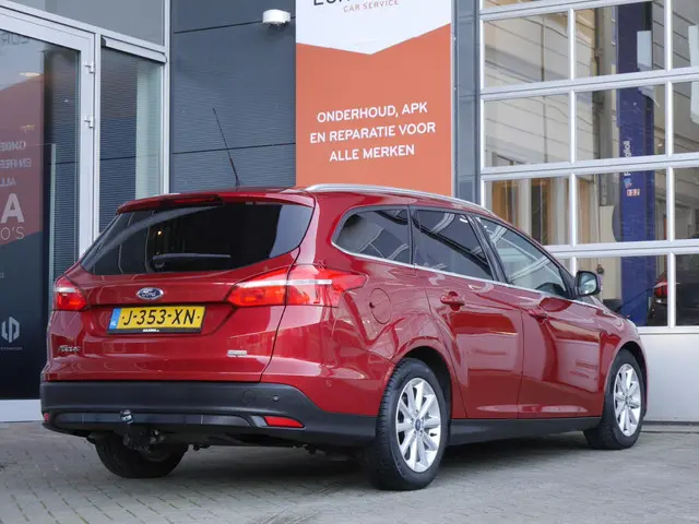 Ford Focus Wagon 1.0 First Edition 2015 Benzine 5