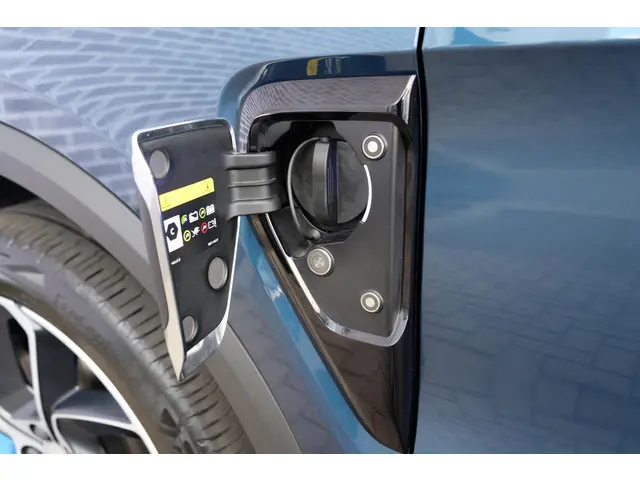 Lynk & Co 01 PHEV 2021 Hybride Benzine 15