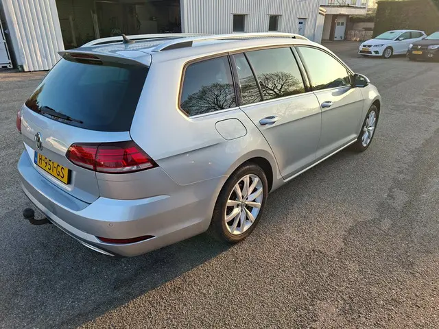 Volkswagen Golf Variant 1.5 TSI Highline 2020 Benzine 4