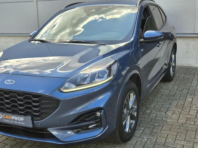 Ford Kuga 2.5 PHEV ST-Line 2024 Hybride Benzine 11