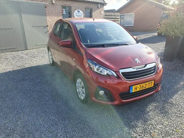 Peugeot 108 3