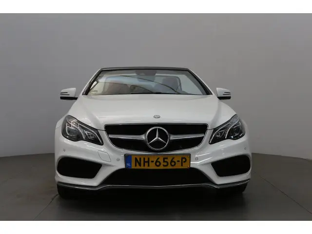 Mercedes-Benz E-Klasse Cabrio 200 Prestige 2016 Benzine 2