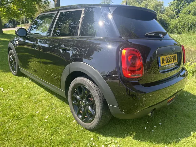MINI One 3