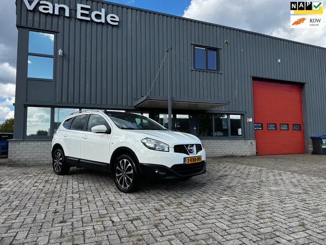 Nissan QASHQAI +2 1.6 Connect Edition 7p Apk! 2013 Benzine