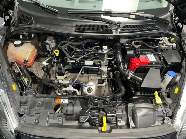 Ford Fiesta 1.0 Style 2015 Benzine 18