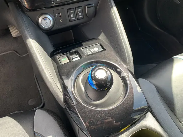 Nissan Leaf Tekna 40 kWh 2018 Elektrisch 25