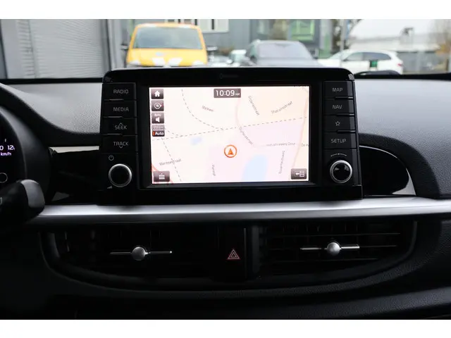 Kia Picanto 1.0 Comfort PlusLine Navigator 2017 Benzine 7