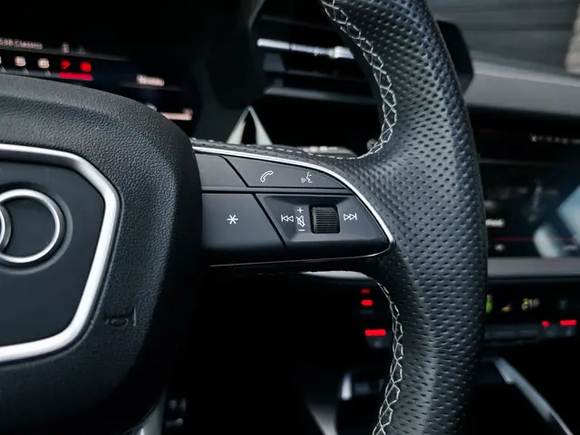 Audi A3 Sportback 35 TFSI S edition 2023 Benzine 25