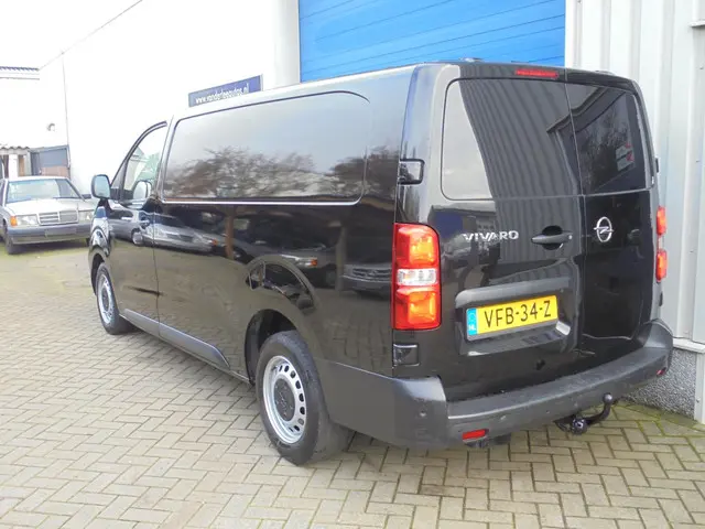 Opel Vivaro 2.0 CDTI L3H1 Edition Nette auto 2020 Diesel 39