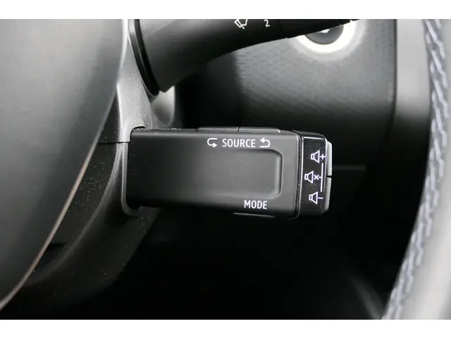 Renault Clio 1.0 TCe Intens 2020 Benzine 42