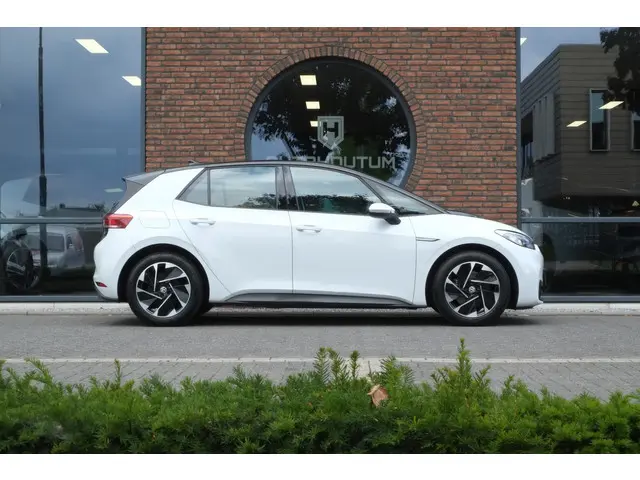 Volkswagen ID.3 Life 58 kWh 2020 Elektrisch 6
