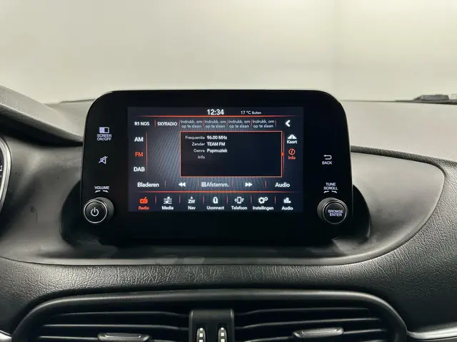 Fiat Tipo 1.4 Lounge CAMERA NAVI LM CRUISE 2020 Benzine 25