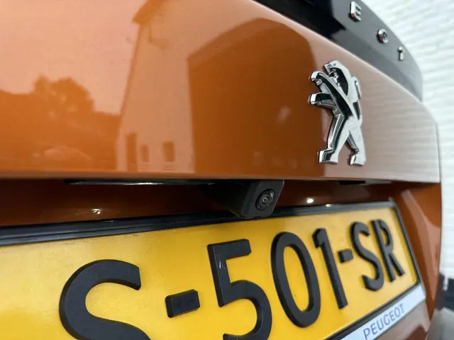 Peugeot 2008 1.2 Turbo 130 PK GT 2022 Benzine 52