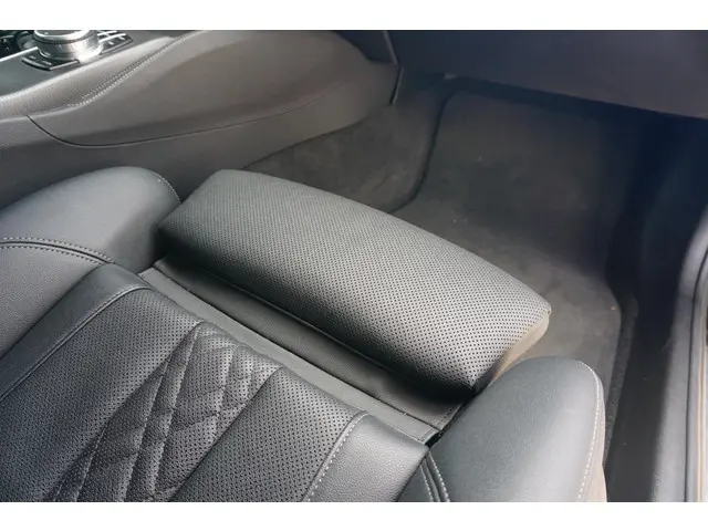 BMW 5 Serie Sedan 530i 2022 Benzine 13