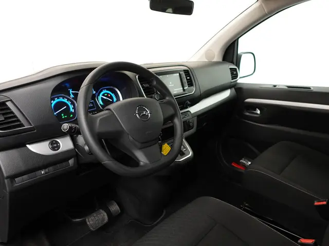 Opel Vivaro-e 2