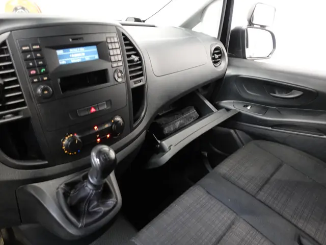 Mercedes-Benz Vito 111 CDI Functional Lang 2019 Diesel 23