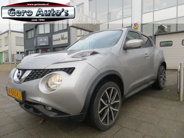 Nissan Juke 1.6 Connect Edition 2015 Benzine
