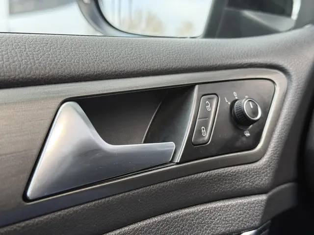 Volkswagen Golf 1.2 TSI Comfortline 2013 Benzine 29