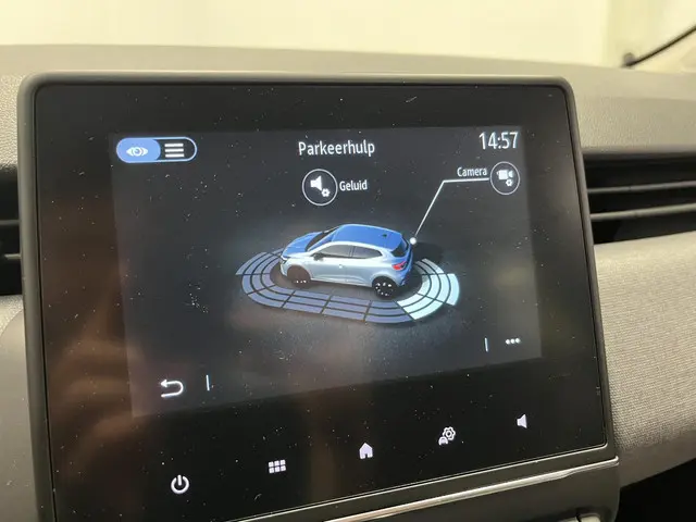 Renault Clio 1.0 TCe 90 GPF evolution 2024 Benzine 17