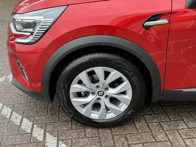 Renault Captur 1.3 TCe 140 Intens 2022 Benzine 22