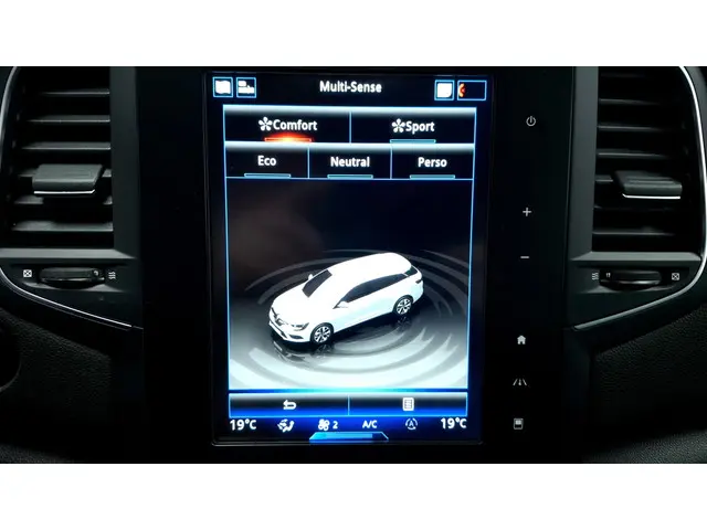 Renault Mégane Estate 1.3 TCe Bose 2018 Benzine 14