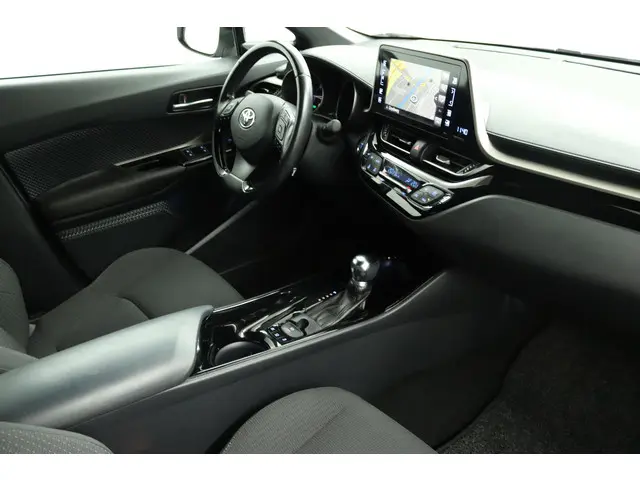 Toyota C-HR 1.8 Hybrid Dynamic 2018 Hybride Benzine 61