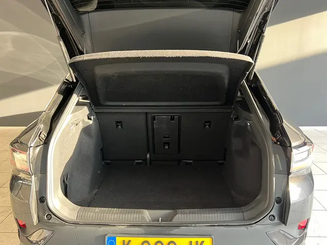 Volkswagen ID.4 First 77 kWh 2020 Elektrisch 15