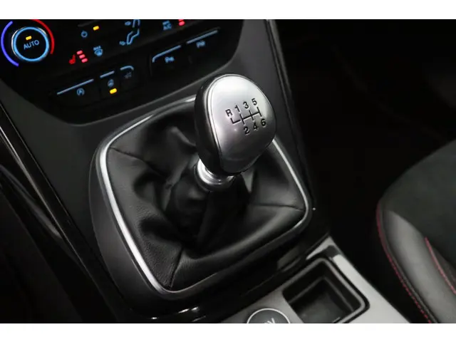 Ford Kuga 1.5 EcoBoost ST Line 2017 Benzine 28