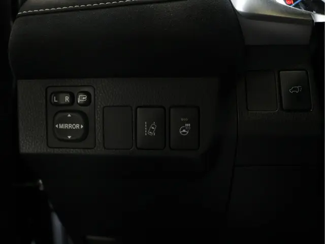 Toyota RAV4 2.5 Hybrid Style 2018 Hybride Benzine 11