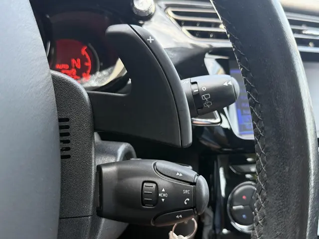 Citroën C3 1.2 PureTech Collection 2015 Benzine 16