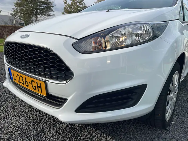 Ford Fiesta 1.25 2017 Benzine 21