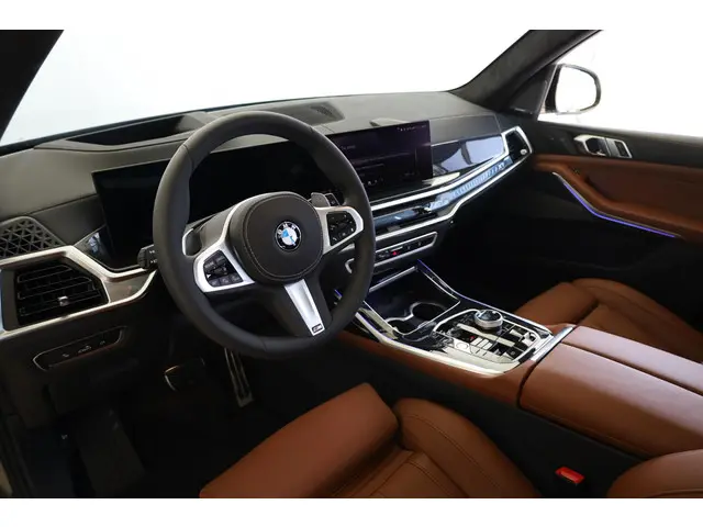 BMW X7 xDrive40i 2025 Benzine 8