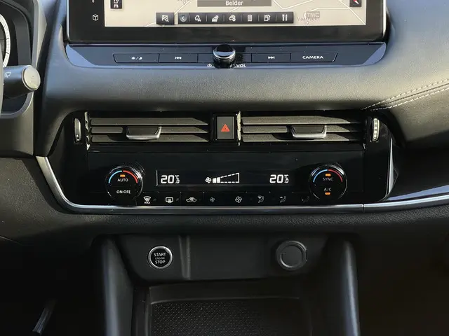Nissan QASHQAI 1.3 MHEV Xtronic N-Connecta 2024 Benzine 19