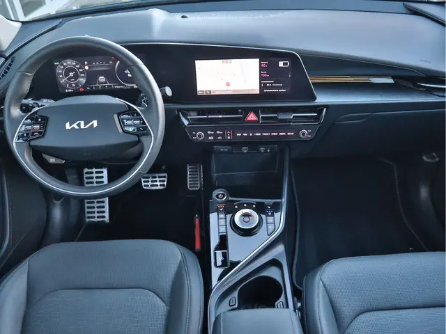 Kia Niro EV ExecutiveLine 64.8 kWh 2024 Elektrisch 8